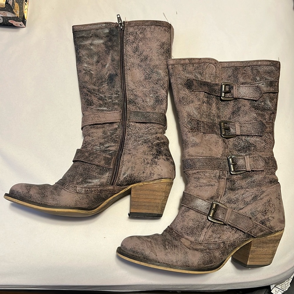 Brown Leather Buckle Dingo Cowboy Boots